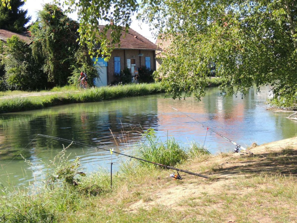Camping Du Canal Kembs Exterior foto